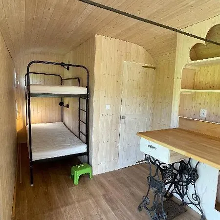 Glamping - Stylova Maringotka V Srdci Ladova Kraje, Pobliz Hlavniho Mesta Prahy *