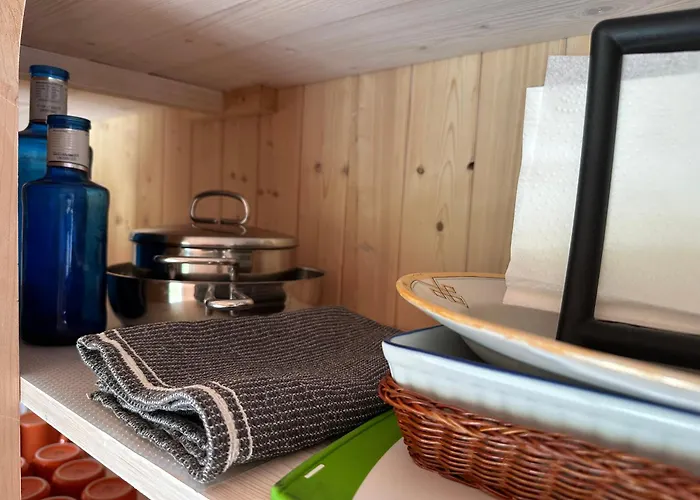 Glamping - Stylova Maringotka V Srdci Ladova Kraje, Pobliz Hlavniho Mesta Prahy