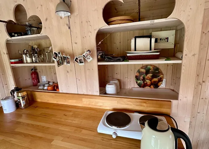 Glamping - Stylova Maringotka V Srdci Ladova Kraje, Pobliz Hlavniho Mesta Prahy Luxury tent